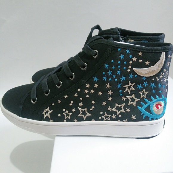 Steve Madden embroidery lace up size 7.5 - Picture 6 of 8